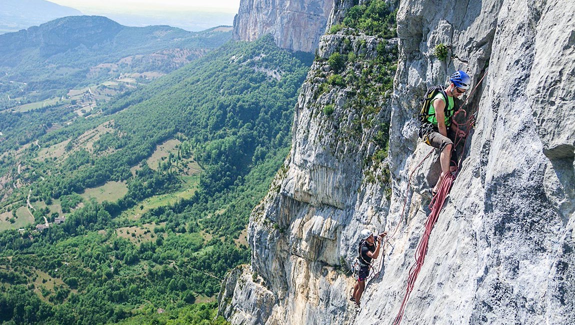 Stage d'escalade grandes voies sur la falaise de Presles