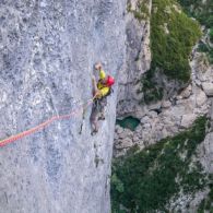 Verdon, Michel dans "Ras le Bolchoï" 6b/c Stage grandes voies dans le Verdon