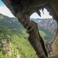Tafoni: sculpture Corse par le vent et l'eau Escalade en Corse