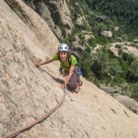 Corse: Barbara sur le "Dos de l'Elephant" Stage d'escalade en Corse