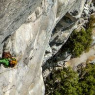 Sylvie dans une jolie fissure à Tulomnee