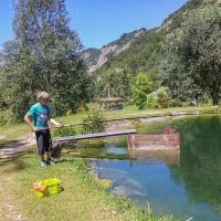Ici on pêche et on peut manger ce que l'on pêche et si on n'a rien pêché, on prend un bon petit plat à la guinguette Etang de la guinguette du Pêcheur, Echevis