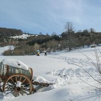 Départ d'une balade en raquettes depuis nos gîtes Entre Ciel et Pierres Rando en raquettes à Presles