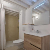 La salle d'eau avec une douche à l'italienne Gîte 4 places à louer Vercors