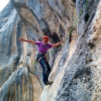 Presles, Bernard Gravier dans la traversée de Confinement Paradise, 7a+